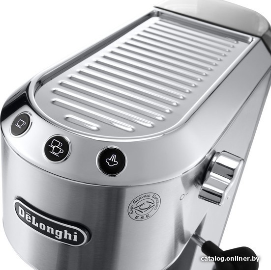 Рожковая помповая кофеварка DeLonghi Dedica EC 685.M фото-3